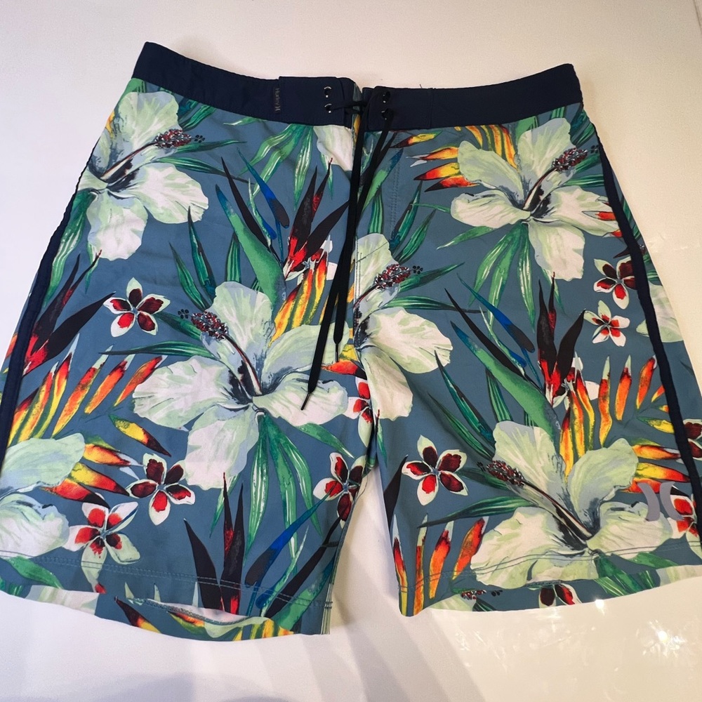 Hurley Phantom men 33 board shorts
